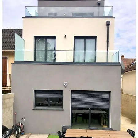 Maison Sur Marne